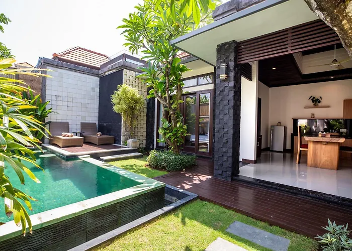 Kayu Suar Bali Luxury Villas & Spa Sanur 